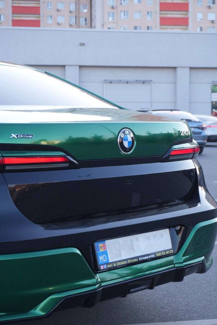 BMW Seria 7 740d xDrive - 2